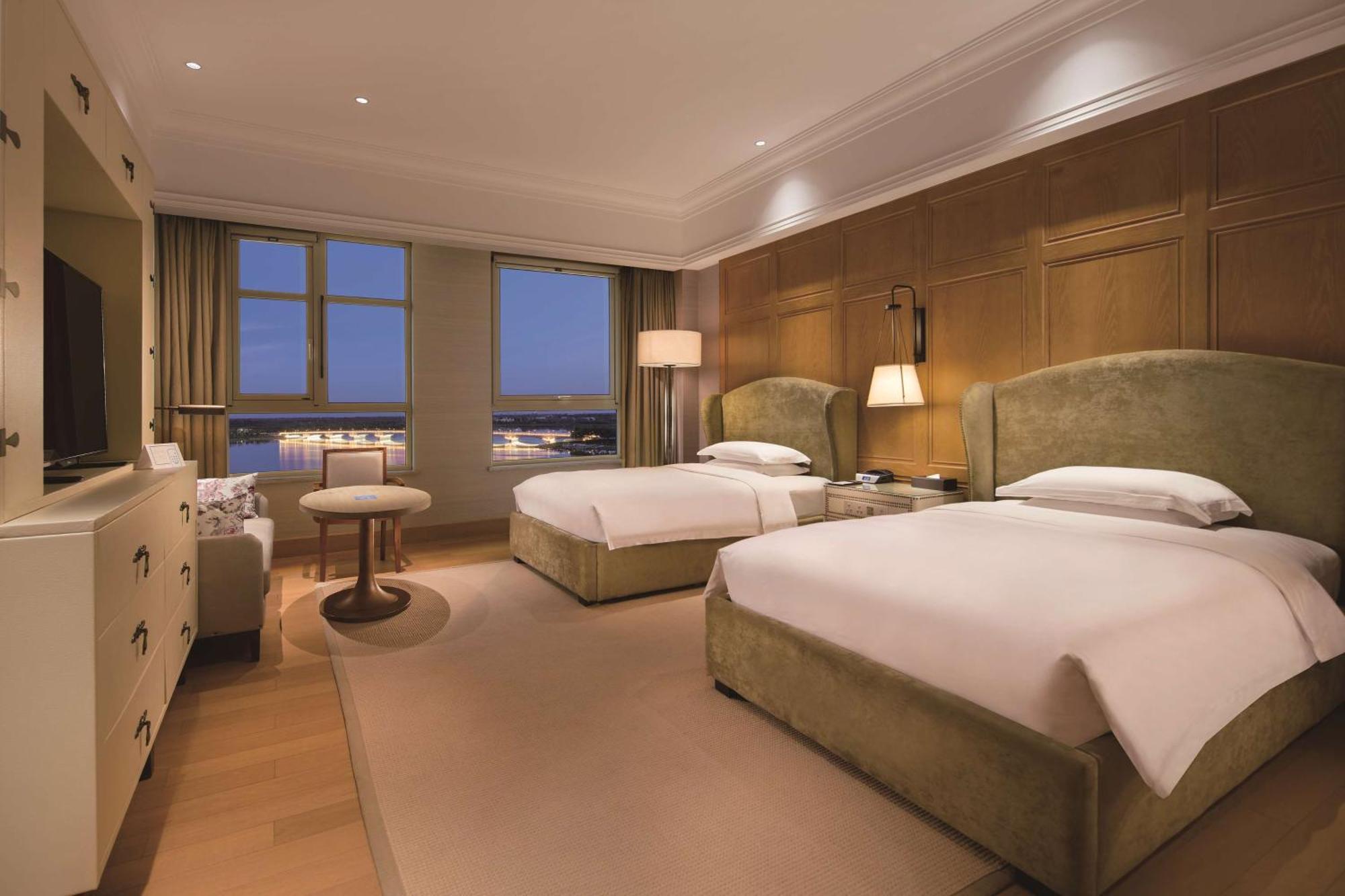 Hilton Wenan Hotel Langfang Exterior photo